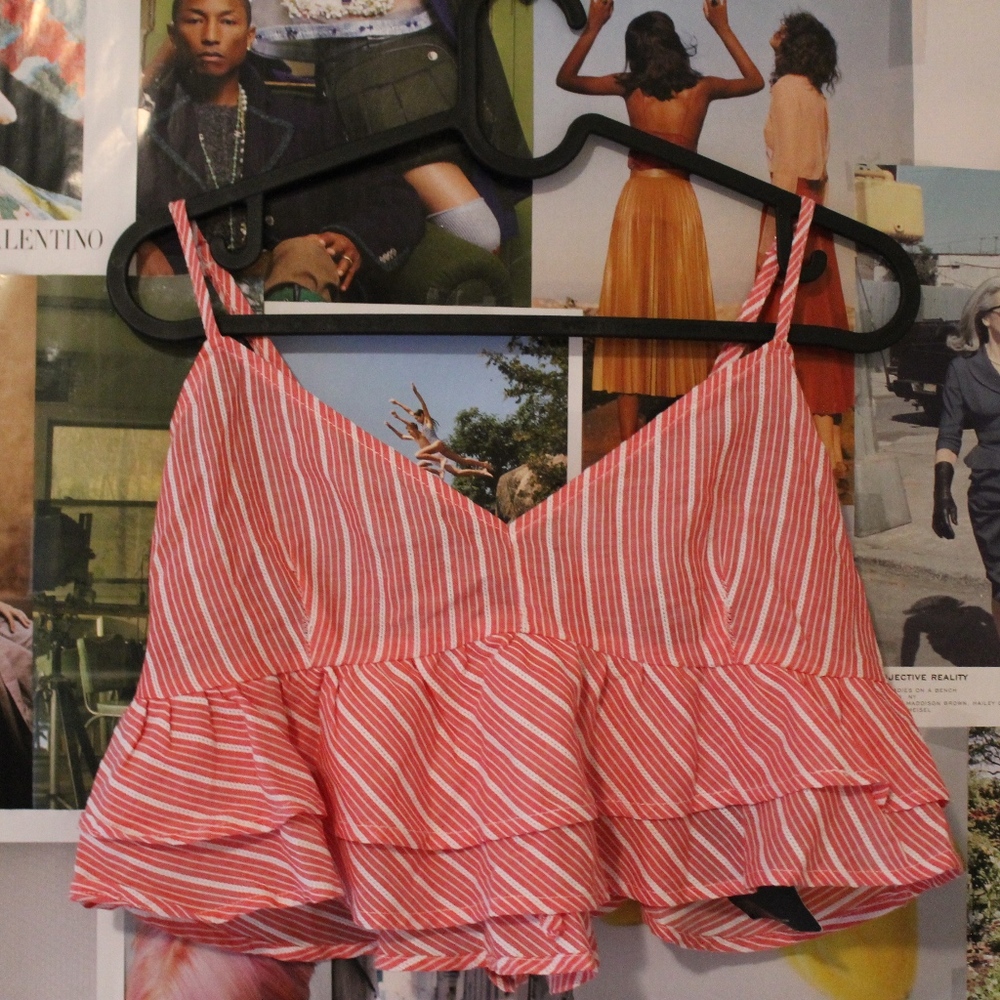Adorable Forever 21 Crop Top New with Tags